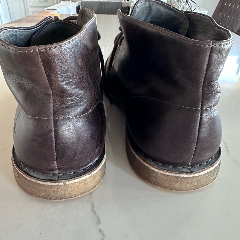 UGG Leighton Chukka Boots 3275 Shearling Insole Dark Chocolate Brown Mens 12 US - Picture 7 of 16